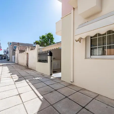 The Dockside - Steps Away From The Appartamento