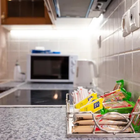 Daire The Dockside - Steps Away From The